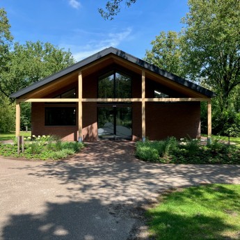 Toiletgebouw nieuw.jpg