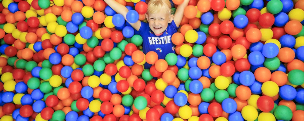 Ball pit & Toddler play area