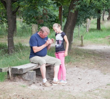 Speuren in de bossen met de natuurspeurtas.jpg